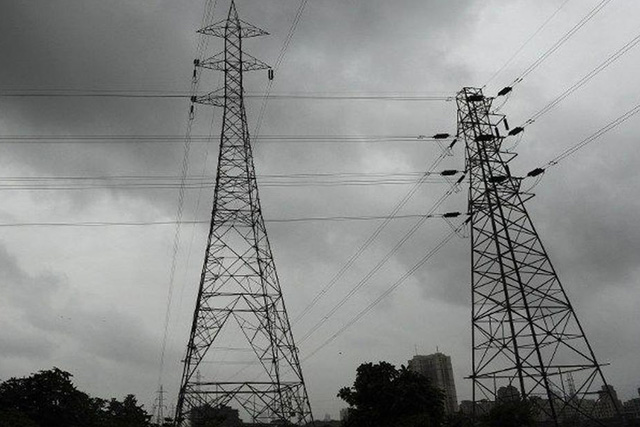 Discom gives last chance to over 130 high rises to have a say in multi-point connections