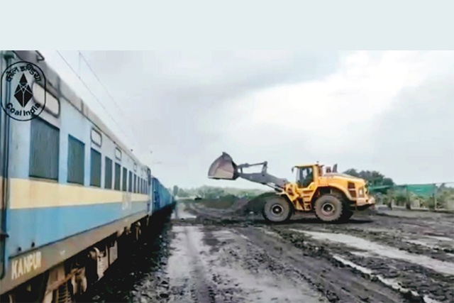 Record 2 lakh tonnes of coal dispatched in a day in the current financial year