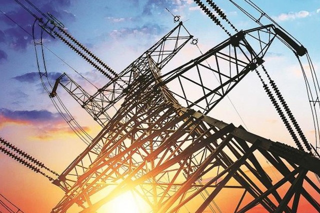 Discoms’ outstanding dues to power gencos rise 37 per cent in August