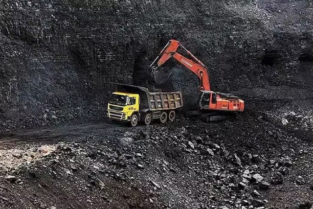 Bidding under commercial coal mining auctions begins