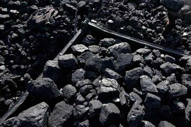 Goa CM Pramod Sawant pledges to cut coal handling at Mormugao port by 50%