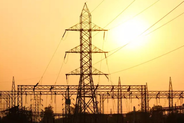 Discom files FIR against 500 meter readers, collects over ₹60 crore from defaulters