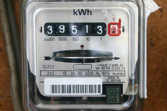 Billing & meter snag complaints flood discoms