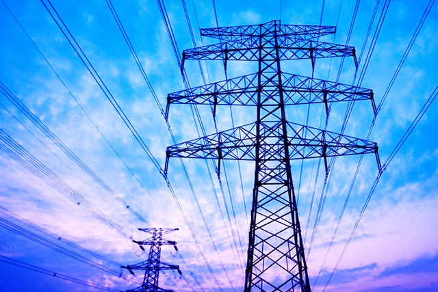 Maharashtra orders inquiry into deficit in power bill recovery under BJP rule