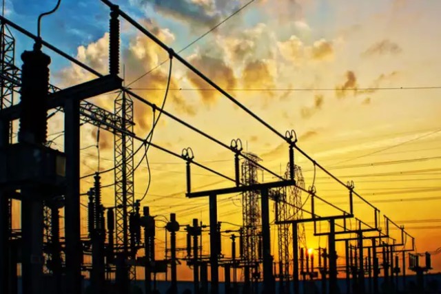 Give correct bills at doorstep for power dues recovery: UP energy minister Shrikant Sharma