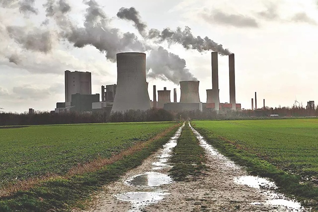 India pushes back deadline for coal-fired utilities to adopt new emission norms